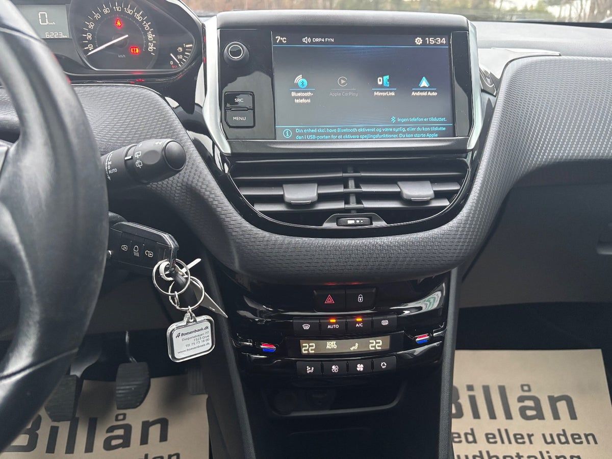 Thumbnail 12 af Peugeot 208