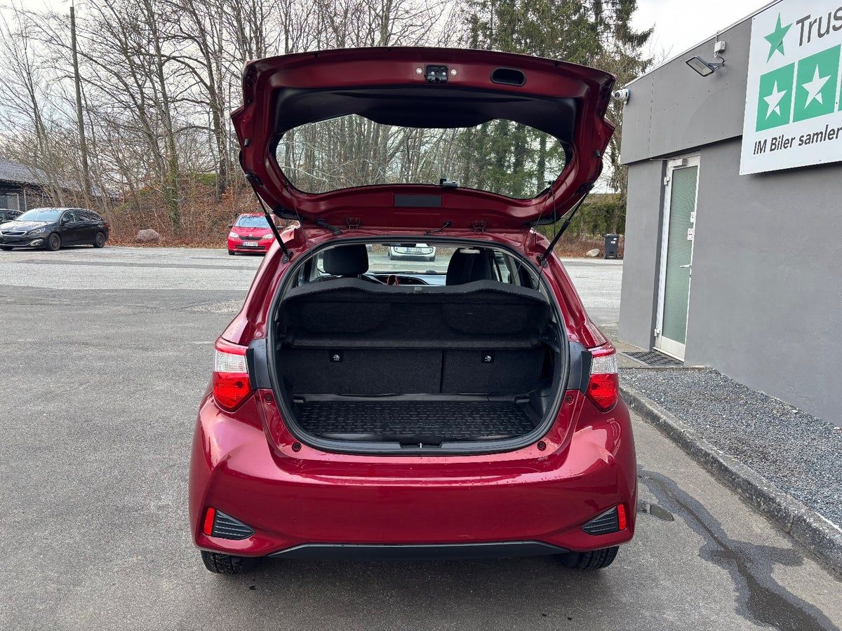 Thumbnail 5 af Toyota Yaris