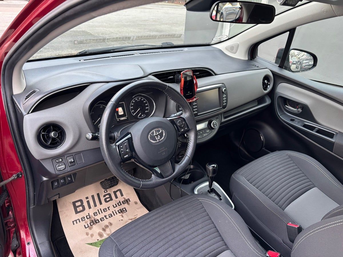 Thumbnail 7 af Toyota Yaris