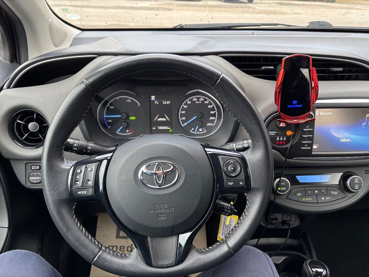 Thumbnail 9 af Toyota Yaris