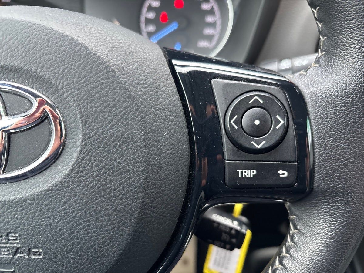 Thumbnail 10 af Toyota Yaris