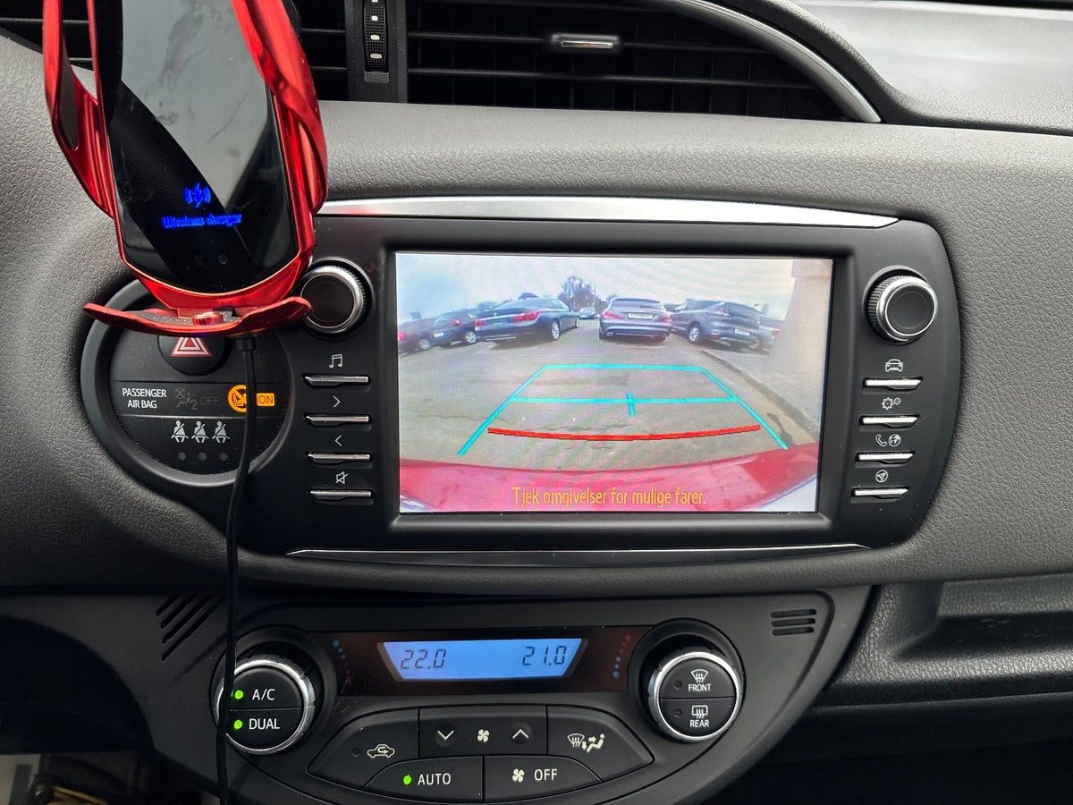 Thumbnail 15 af Toyota Yaris