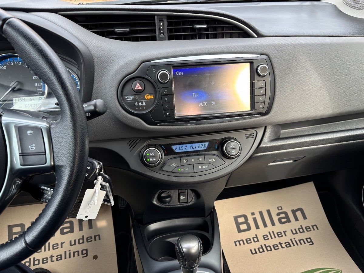 Thumbnail 9 af Toyota Yaris