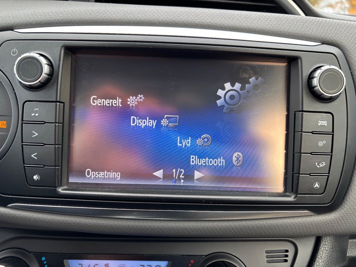 Thumbnail 13 af Toyota Yaris