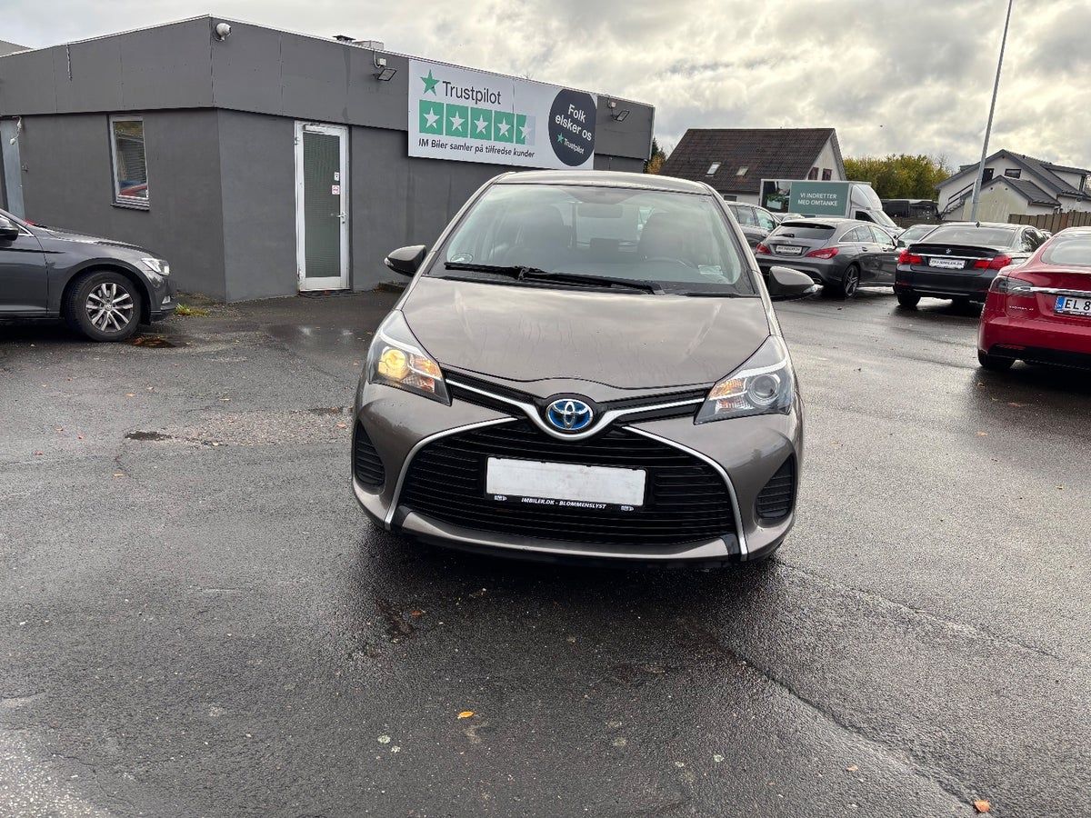 Thumbnail 17 af Toyota Yaris