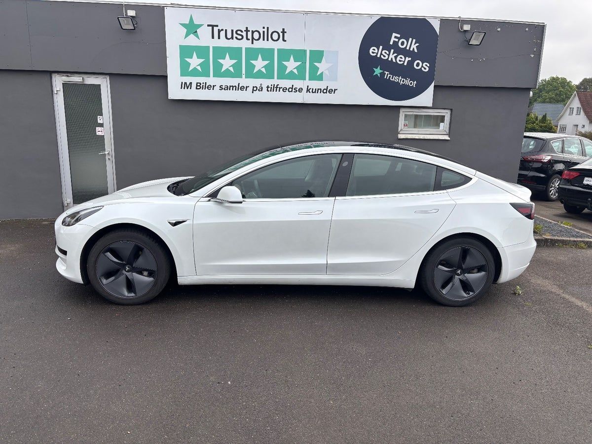Thumbnail 2 af Tesla Model 3