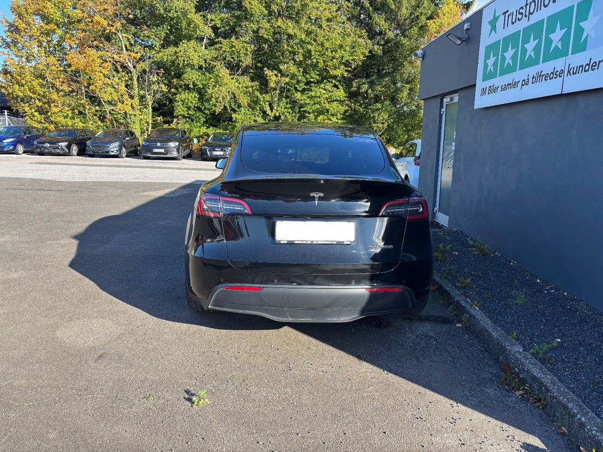 Thumbnail 4 af Tesla Model Y