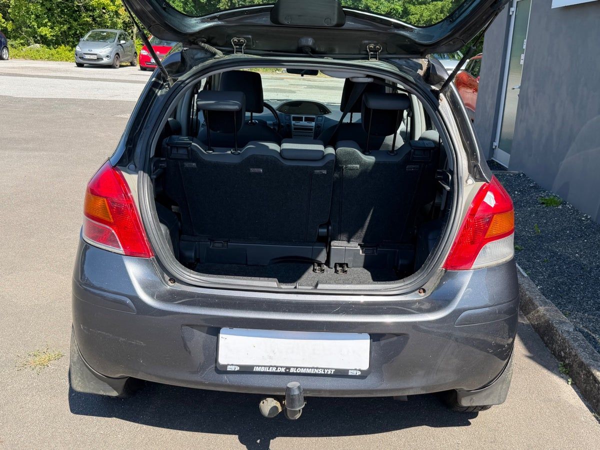 Thumbnail 5 af Toyota Yaris