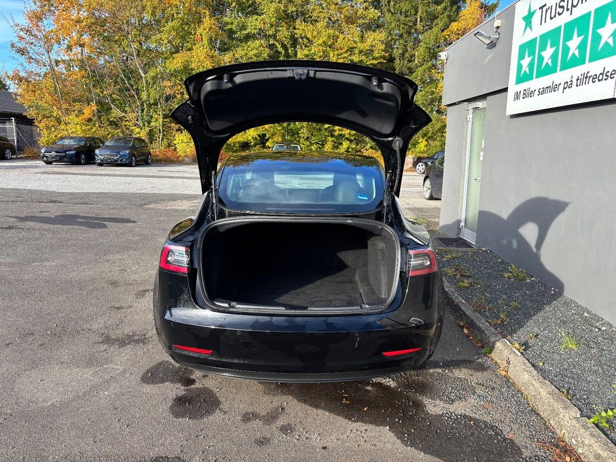Thumbnail 5 af Tesla Model 3