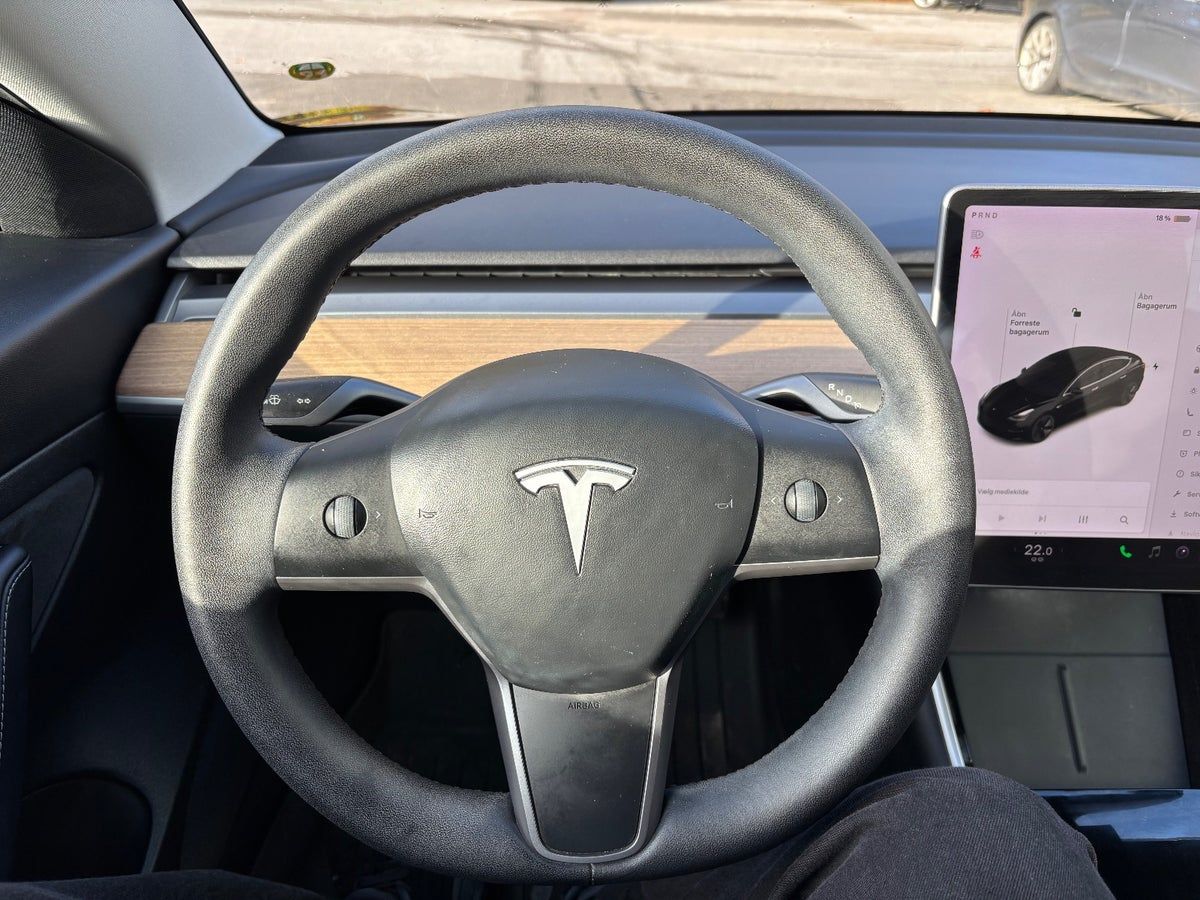 Thumbnail 8 af Tesla Model 3