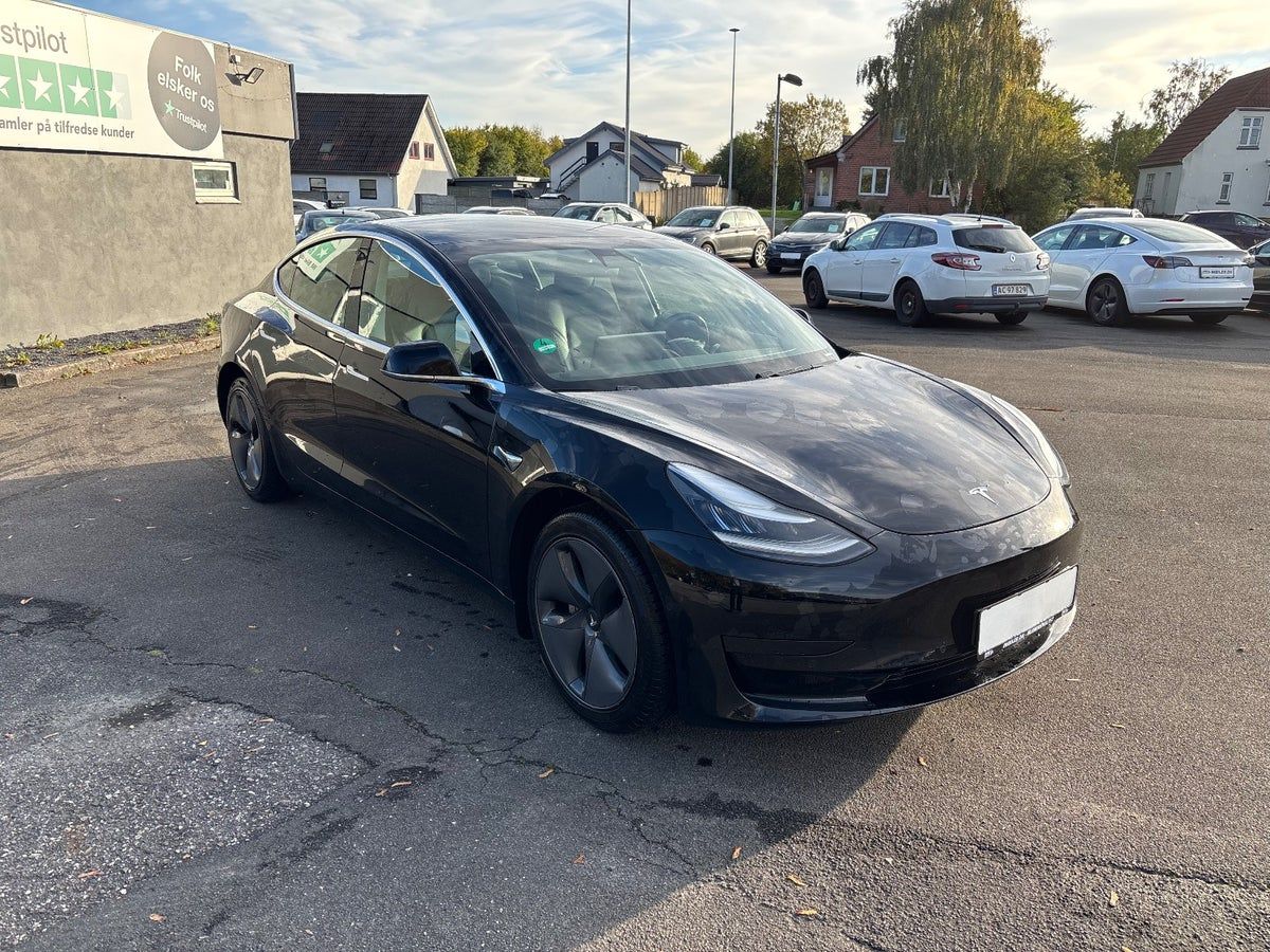 Thumbnail 16 af Tesla Model 3