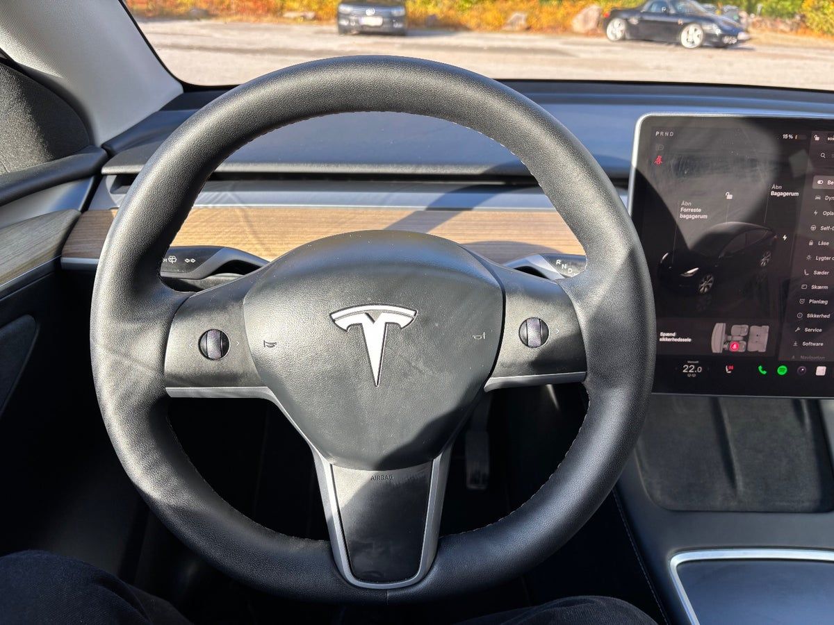 Thumbnail 8 af Tesla Model Y
