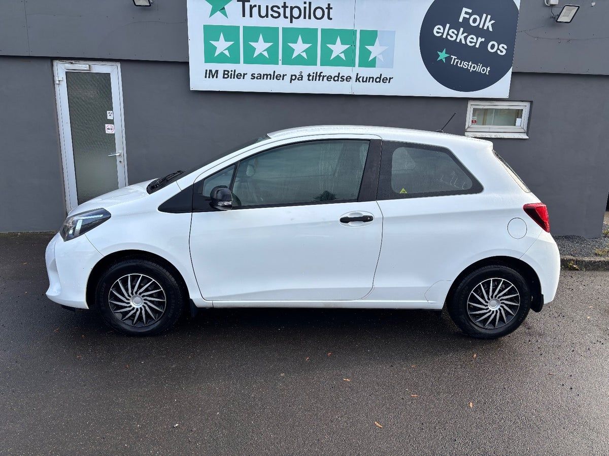 Thumbnail 2 af Toyota Yaris VVT-i T1