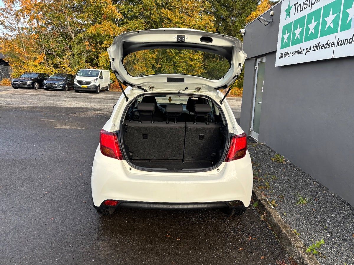 Thumbnail 5 af Toyota Yaris VVT-i T1